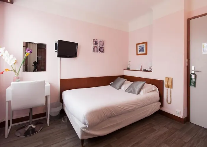 Le Pavillon Bleu Restaurant