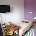 Le Pavillon Bleu Hotell 2*