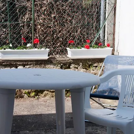 Le Pavillon Bleu Restaurant Szálloda 2*