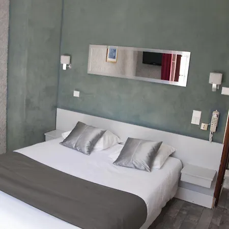 Le Pavillon Bleu Restaurant Szálloda