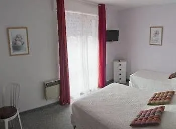 Le Pavillon Bleu Restaurant Hotel